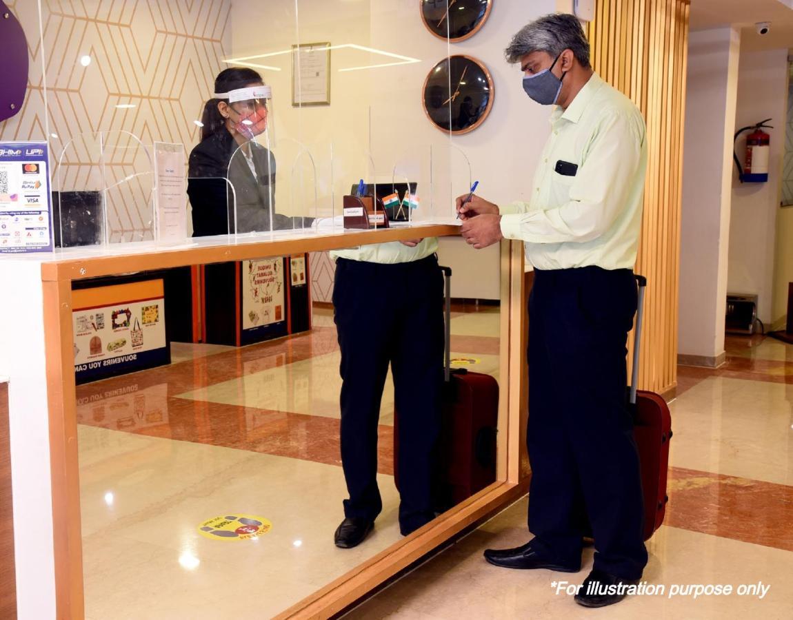 Oyo Hotel C P Residency Mysore Exterior photo